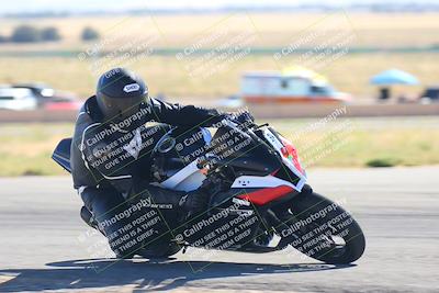 media/Oct-14-2023-TrackXperience (Sat) [[0517685739]]/Level 3/session 5 turn 12/